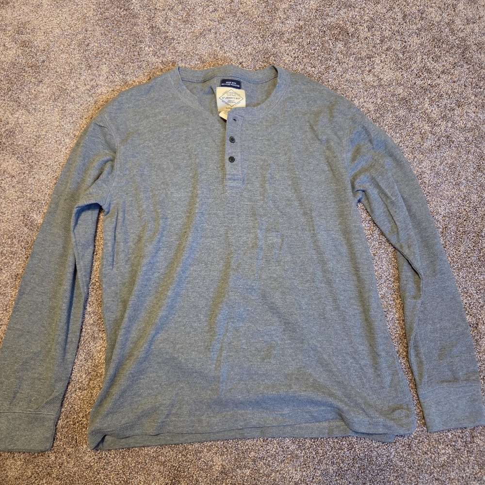 St. John's Bay Men's Long-Sleeve Henley in Heather Gray